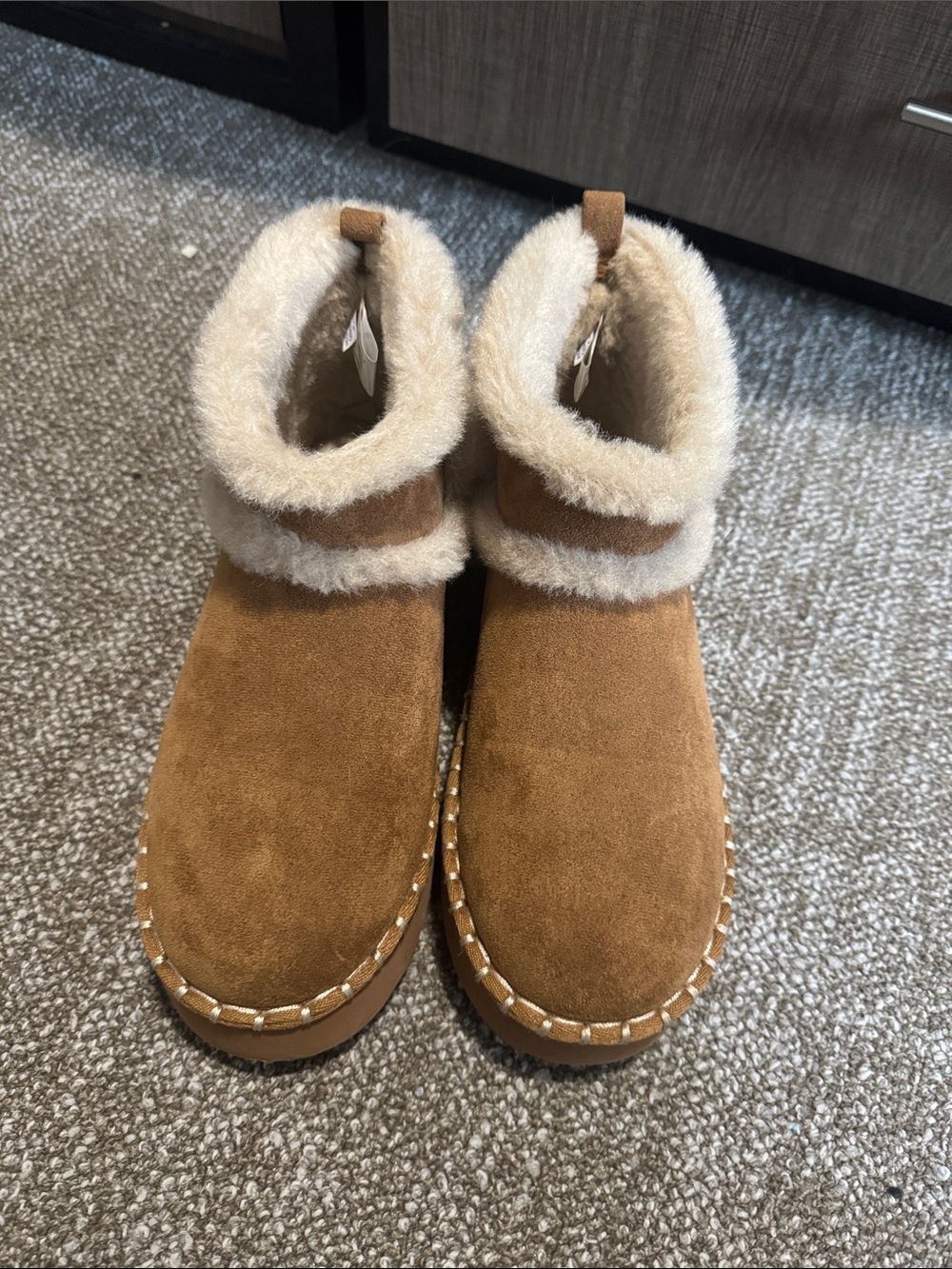 American Eagle Outfitters Tan Faux-Shearling Ankle Boots